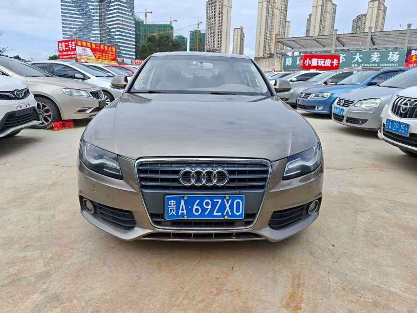 Audi A4L 2.0T Luxury