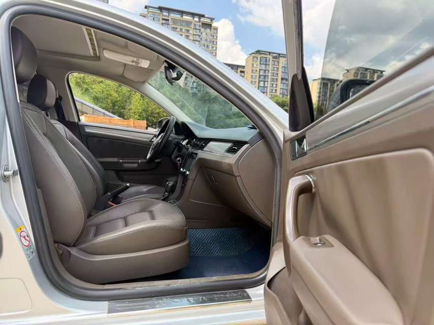 Volkswagen Bora 6