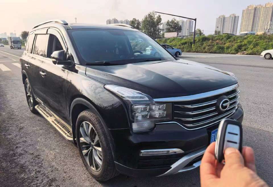 Trumpchi GS8 2018 Automatic 2WD Smart Connect 7-Seater 3
