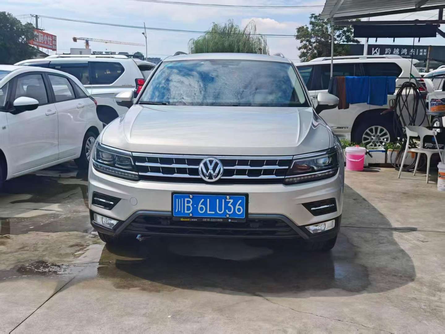 Volkswagen Tiguan L 330 FWD Flagship 3