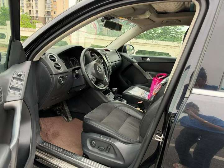 Volkswagen Tiguan 2012 2.0T 4WD Top Trim 8