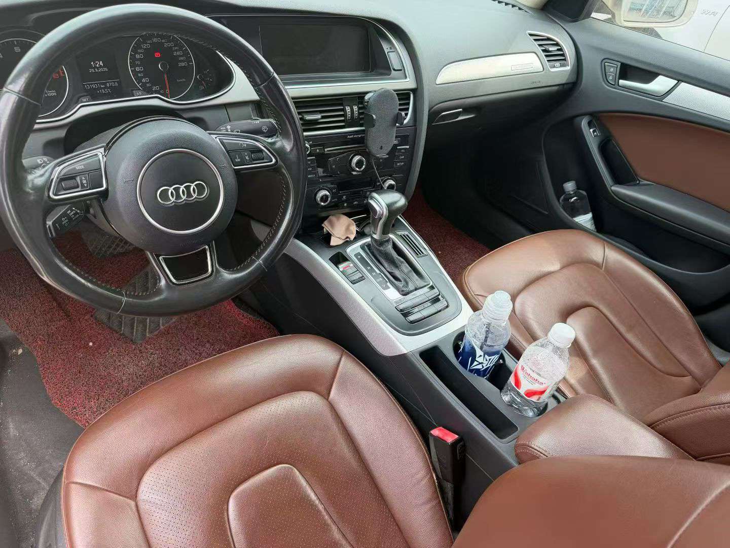 Audi A4L 2015 2.0T Automatic With Sunroof 4