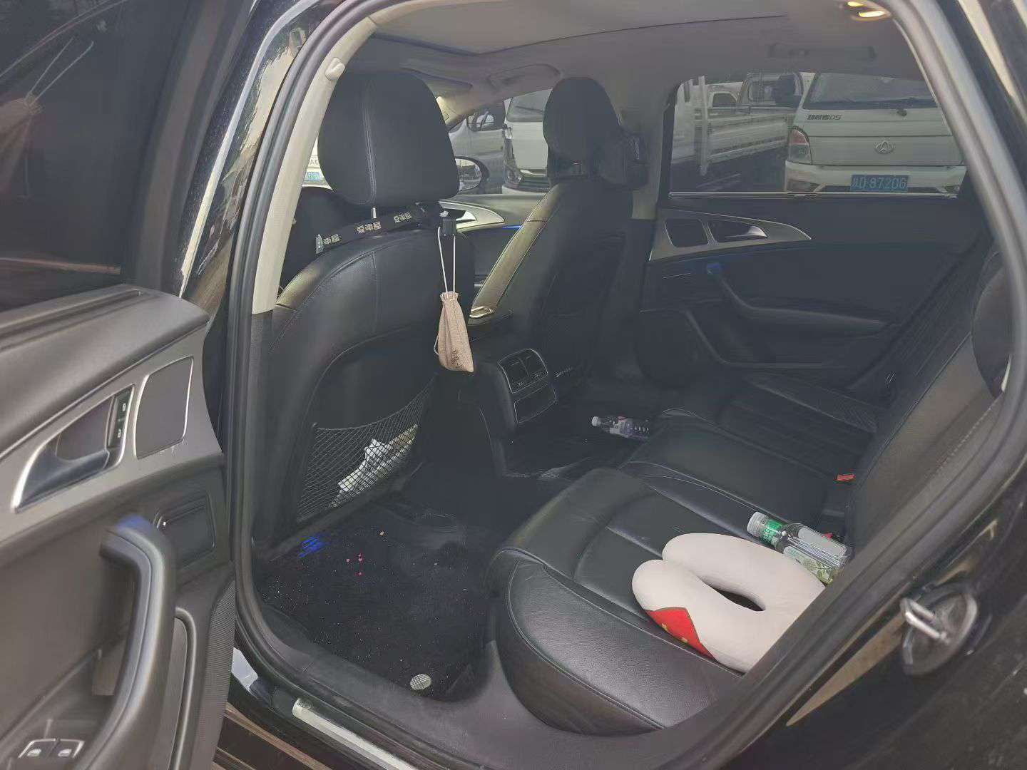 Audi A6L 1.8T Automatic with Sunroof 6