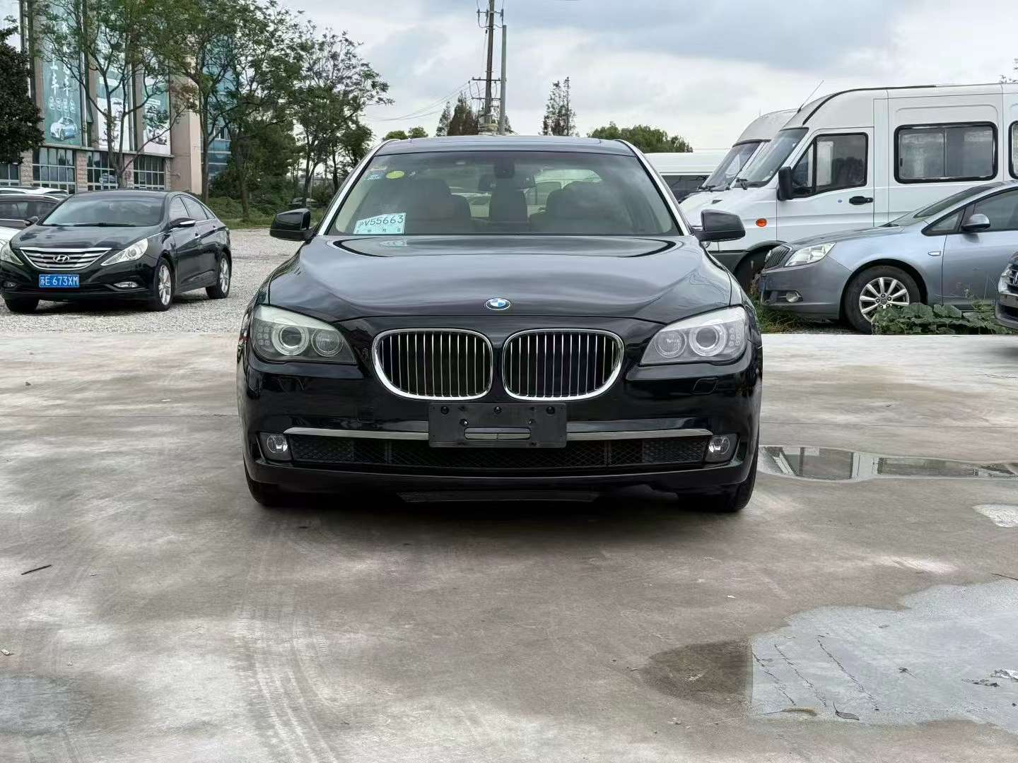 BMW 7 Series 730Li Elegant