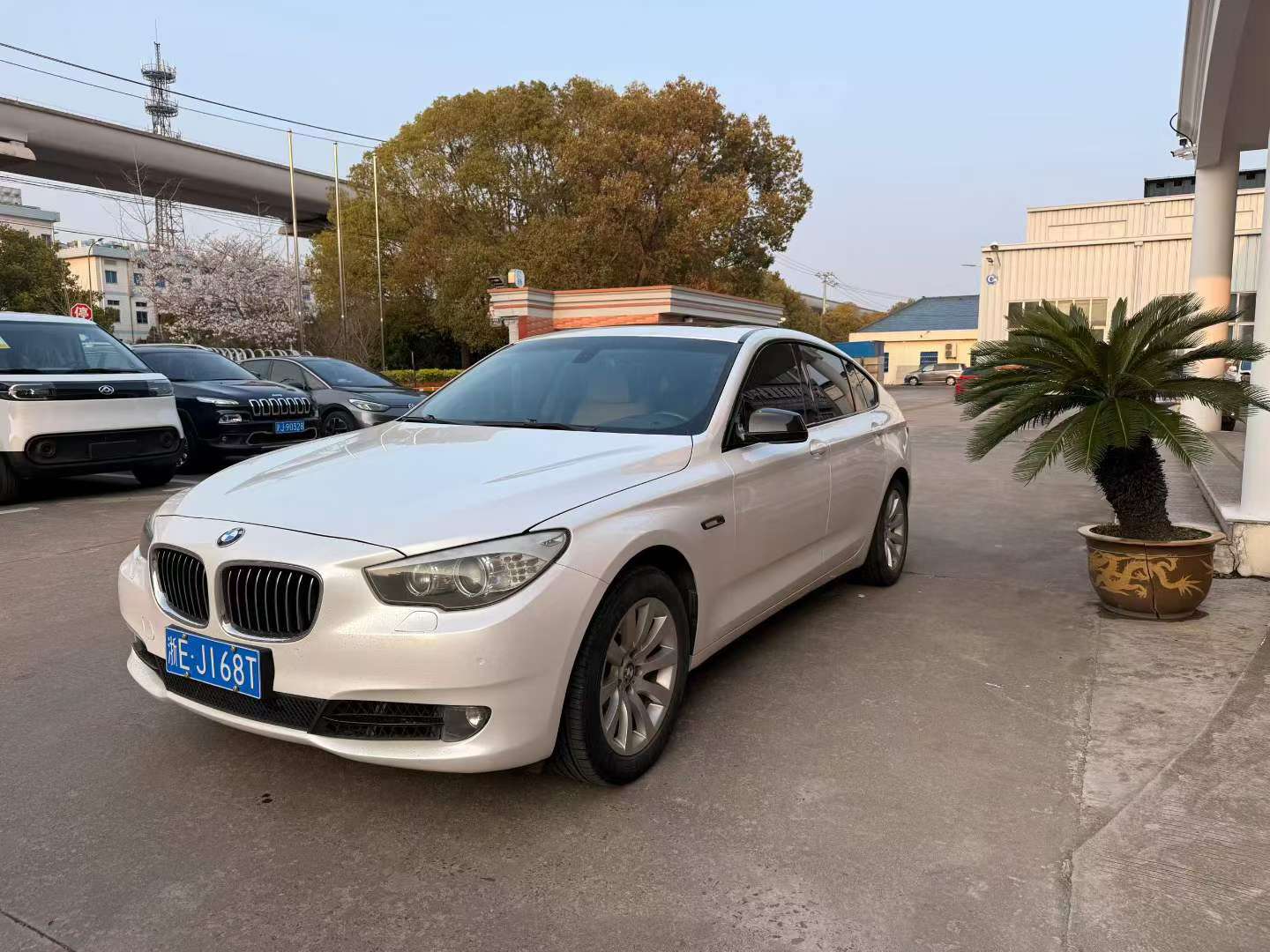 BMW 5 Series GT 2012 535GT 2