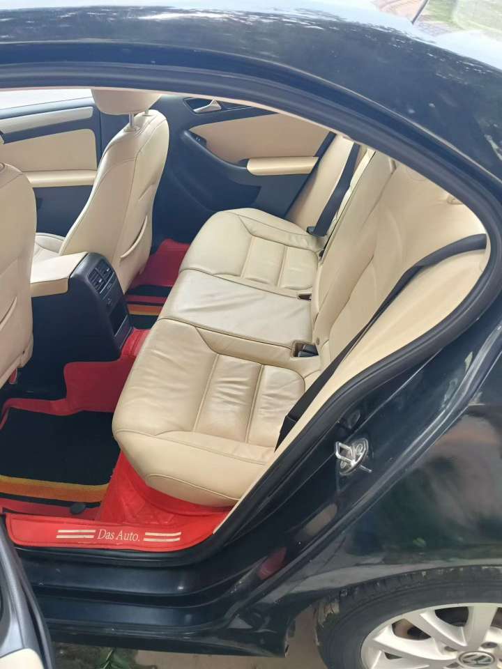 Volkswagen Sagitar 2012 1.4T 5