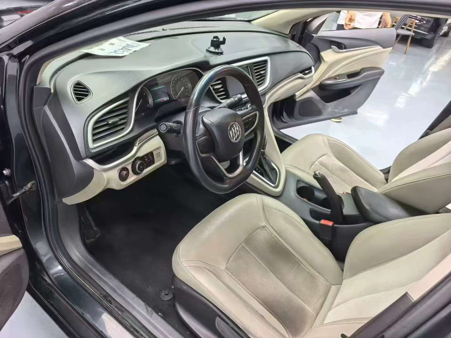 Buick Excelle 8