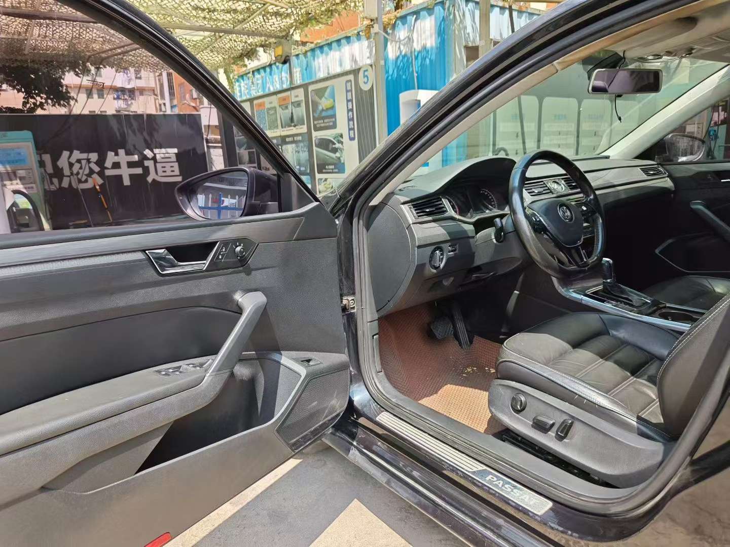 Volkswagen Passat 280TSI DSG Prestige 4