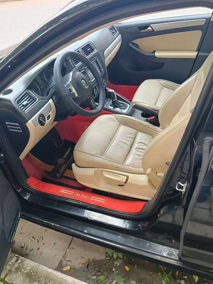 Volkswagen Sagitar 2012 1.4T 4