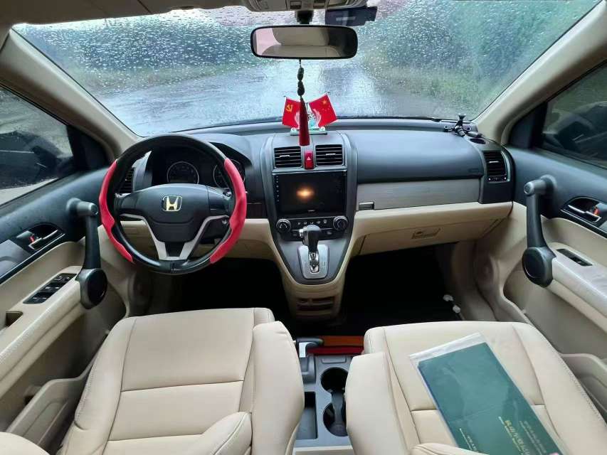 Honda CR-V 2010 2.0L 4WD with Sunroof 5