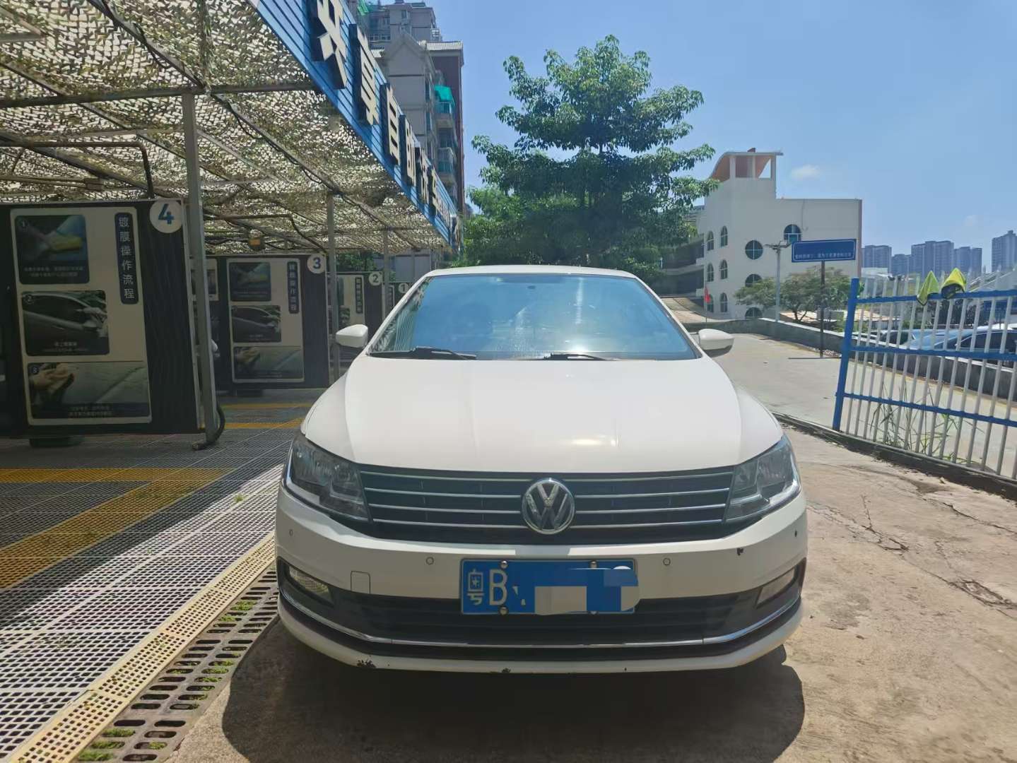 Volkswagen Lavida 230TSI DSG Comfort Edition