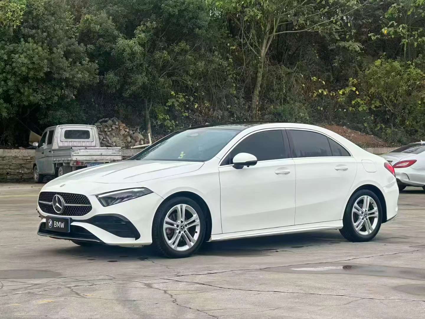 Mercedes-Benz A180L A180L 1.3T