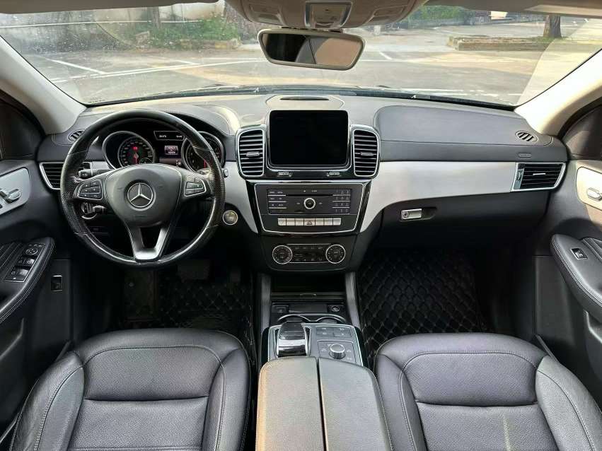 Mercedes-Benz GLE 5