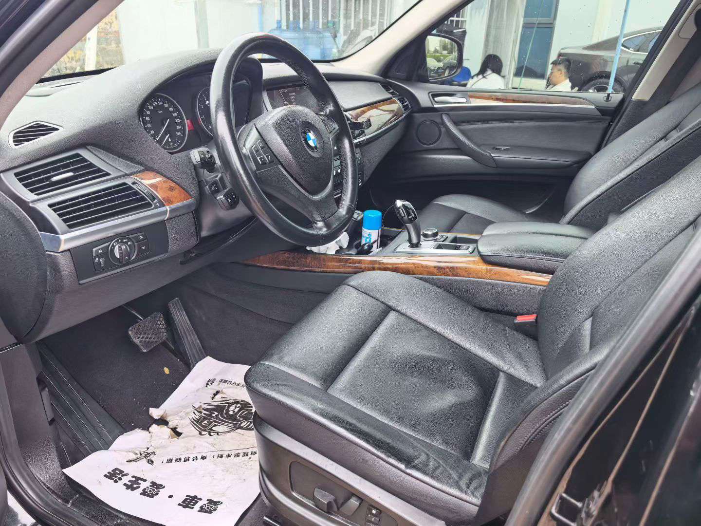 BMW X5 2012 7-Seat Luxury 4