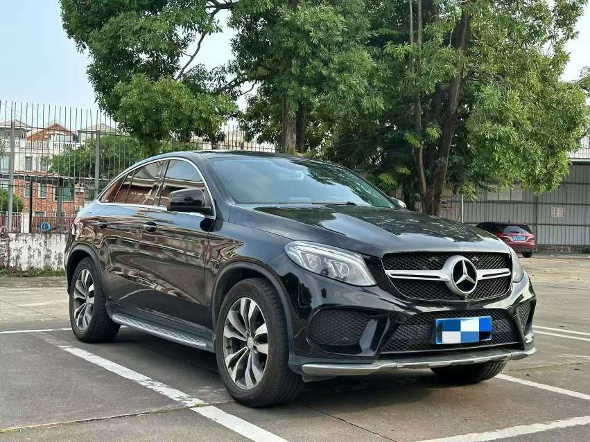 Mercedes-Benz GLE 3