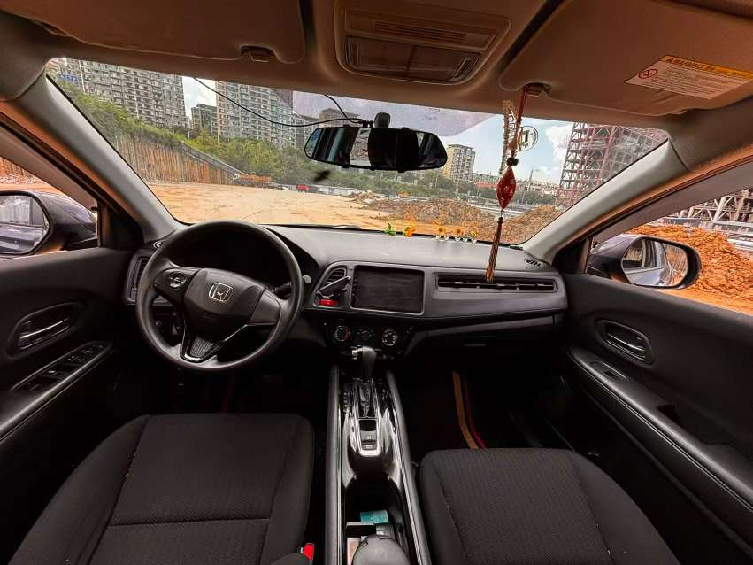 Honda Vezel 7