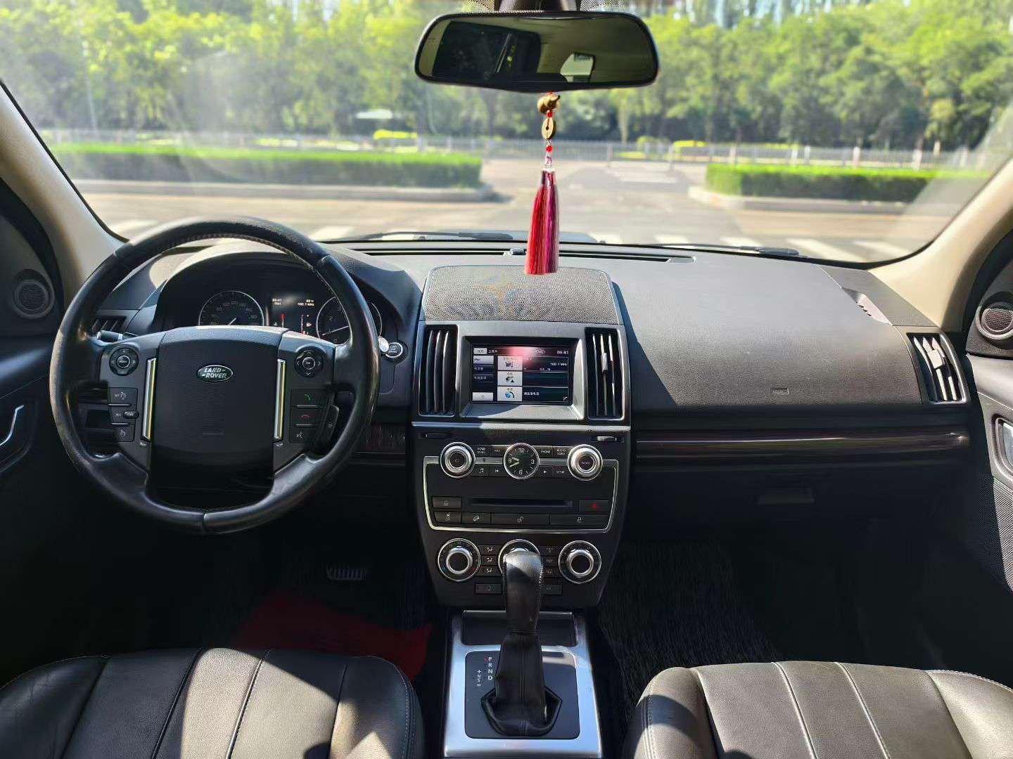 Land Rover Freelander 2013 2.0T 9