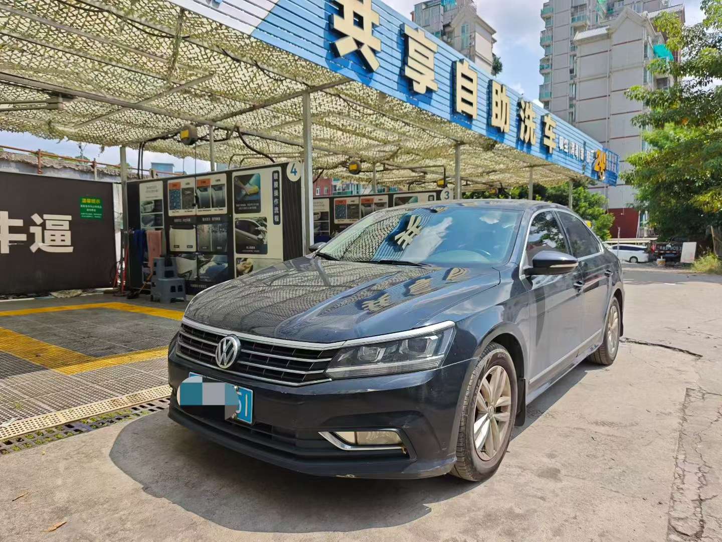 Volkswagen Passat 280TSI DSG Prestige 2