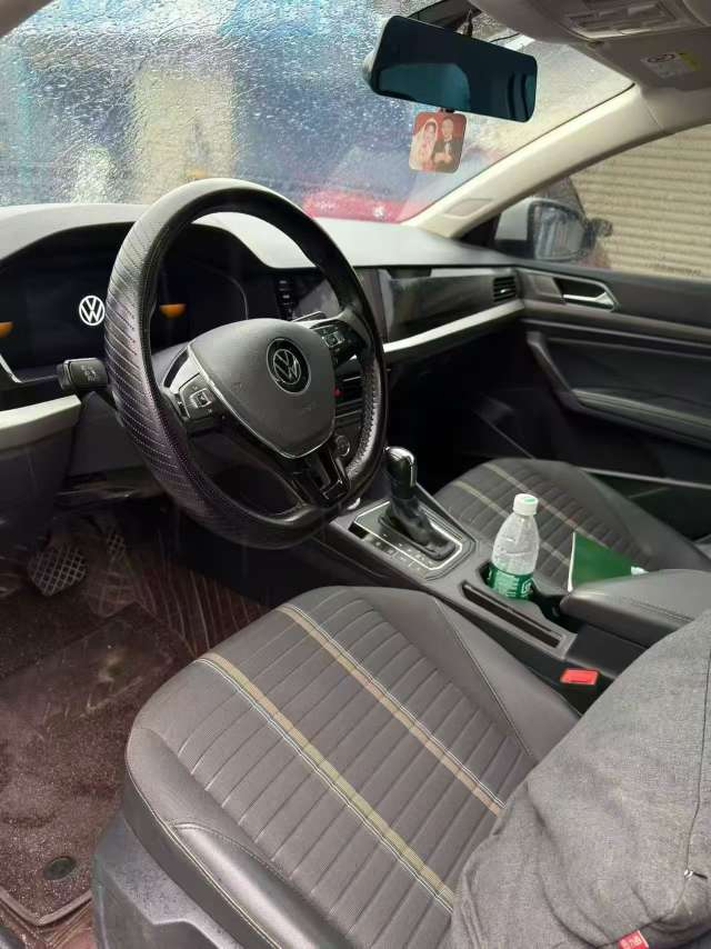 Volkswagen Lavida 1.4T 3