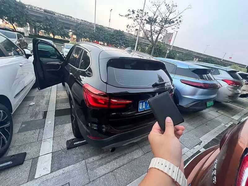 BMW X1 sDrive18Li Luxury 2
