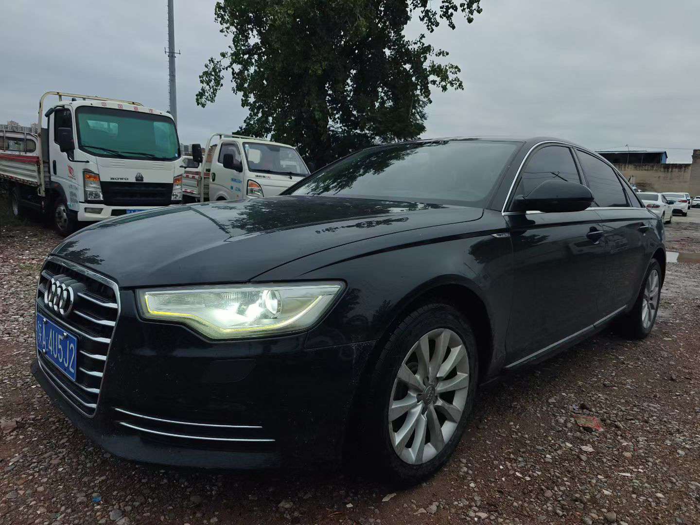 Audi A6 2.5L V6 Automatic with Sunroof 2