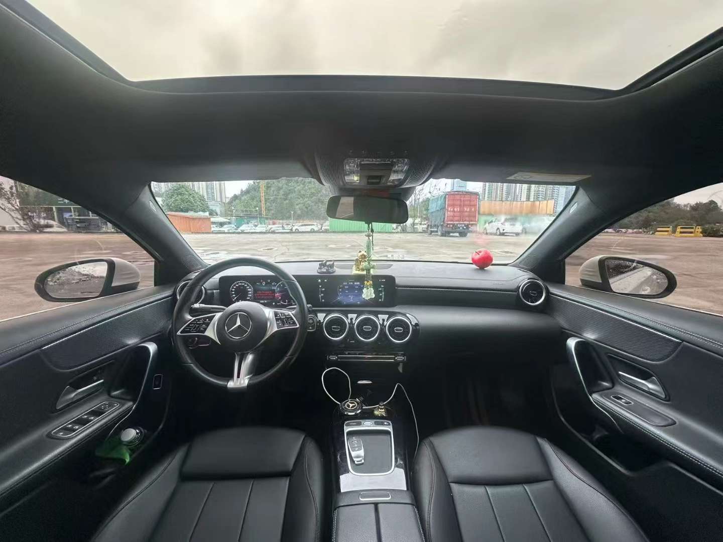 Mercedes-Benz A180L A180L 1.3T 5