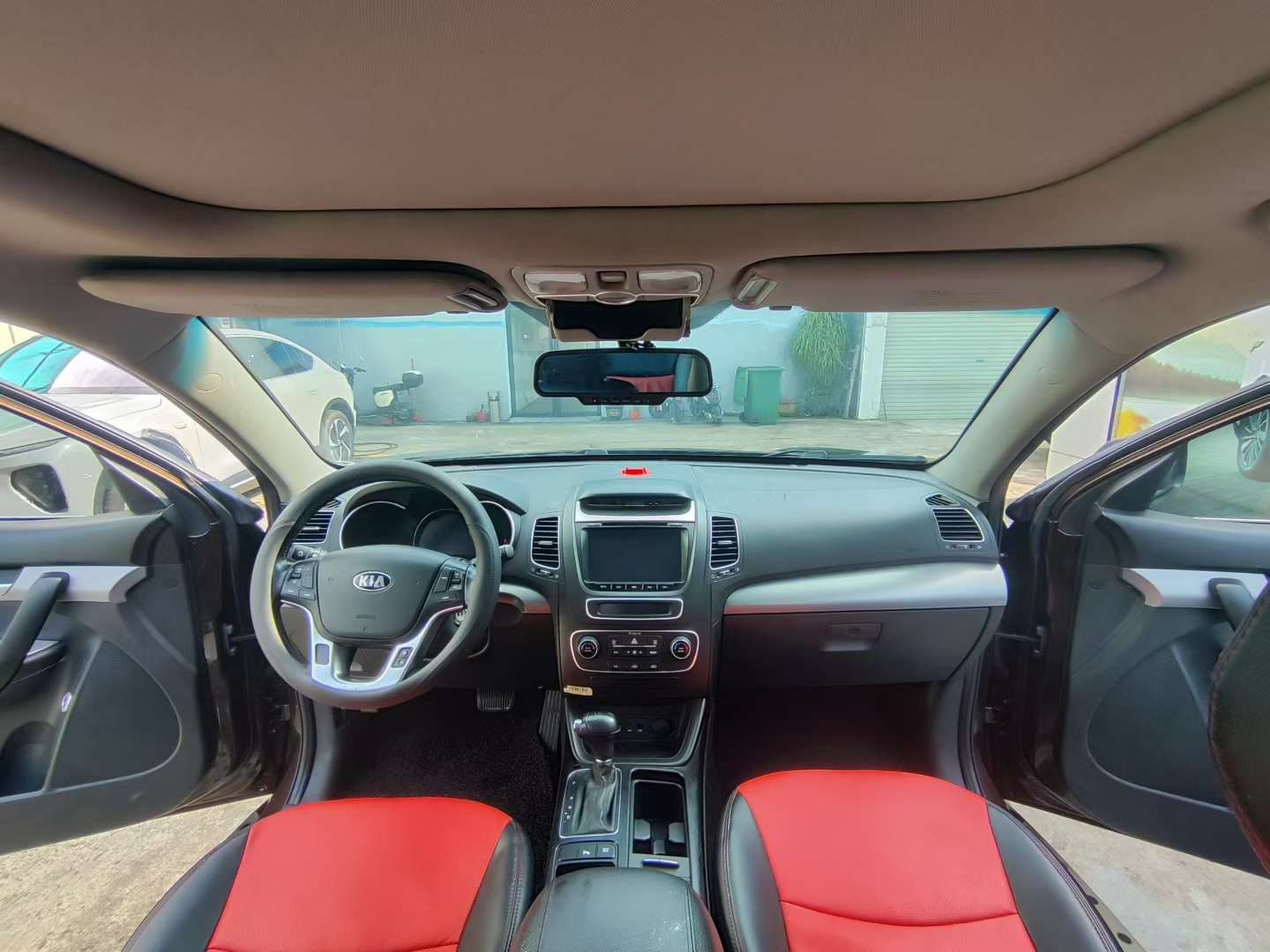 Kia Sorento 2.4L (Import) AWD High Trim 5