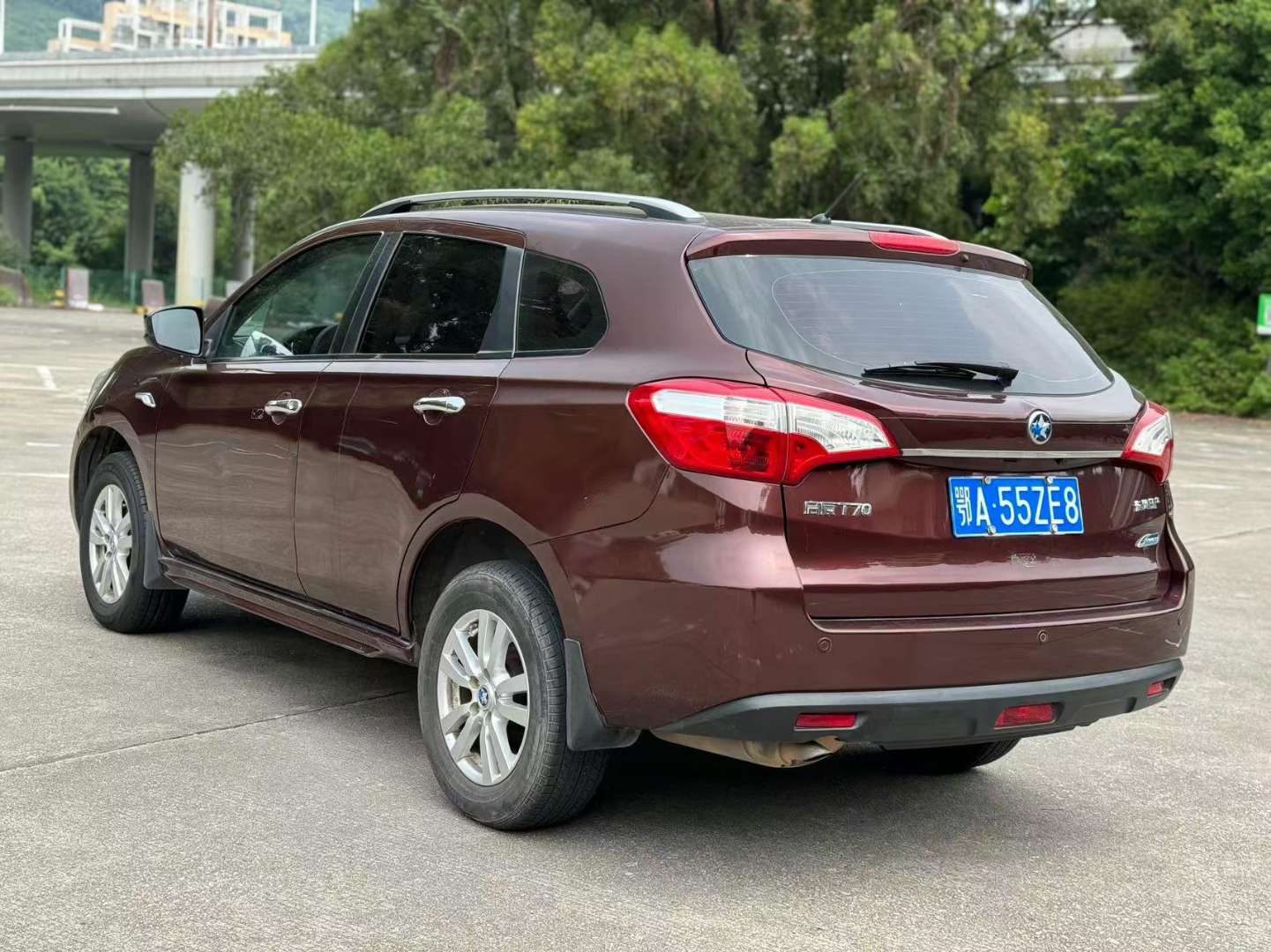 Venucia T70 2.0 Automatic No Sunroof Ruixing Edition 4