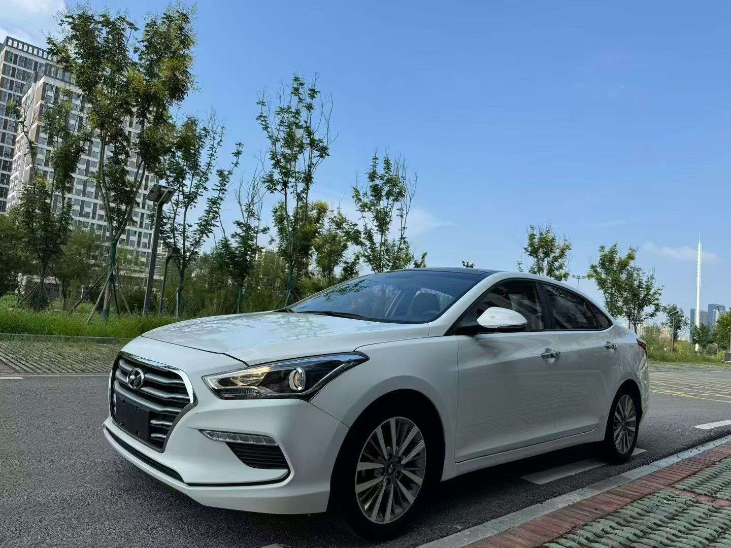 Hyundai Mistra 2
