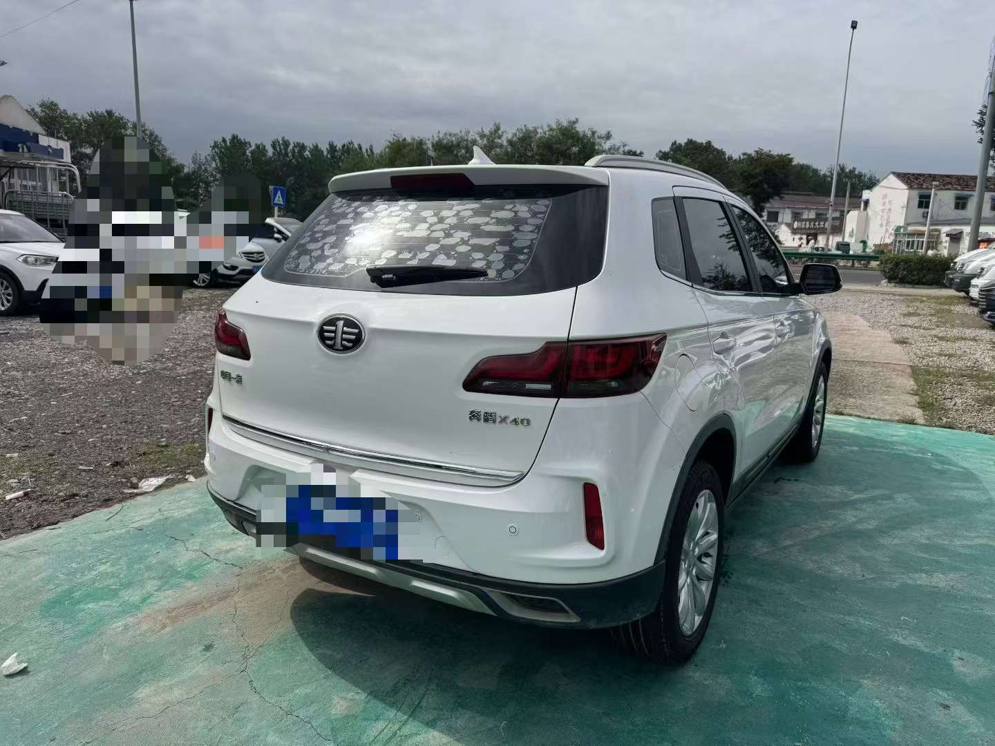 Bestune X40 1.6 Manual Sunroof 4