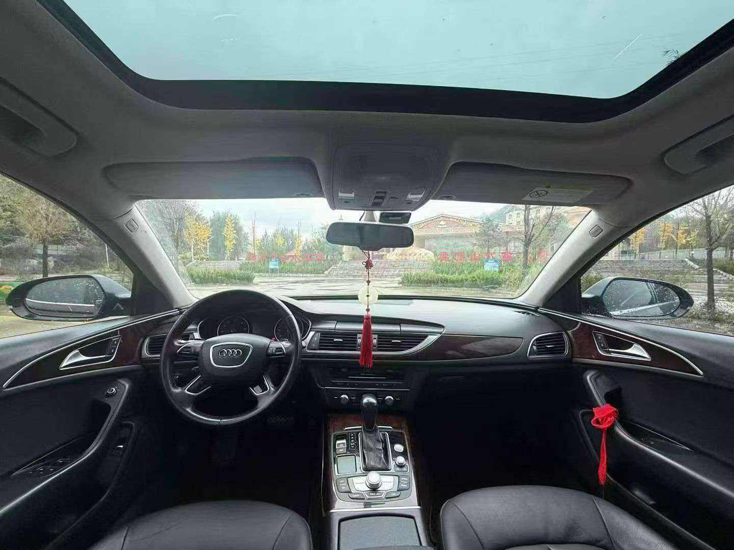 Audi A6 2.5L V6 Automatic Sunroof 4