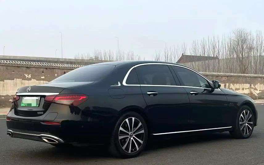 Mercedes-Benz E-Class 2021 E350eL 9