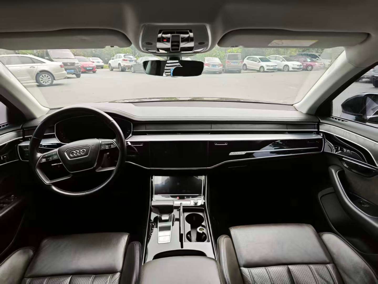 Audi A8L 5