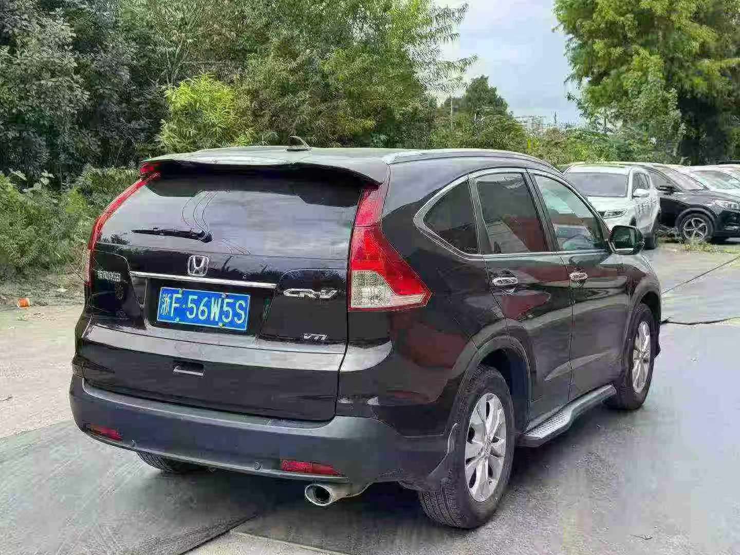 Honda CR-V 8