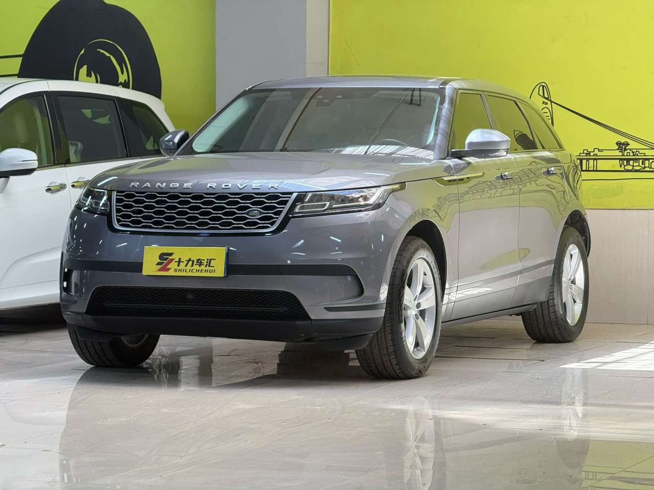 Land Rover Velar 2.0T S Edition 2