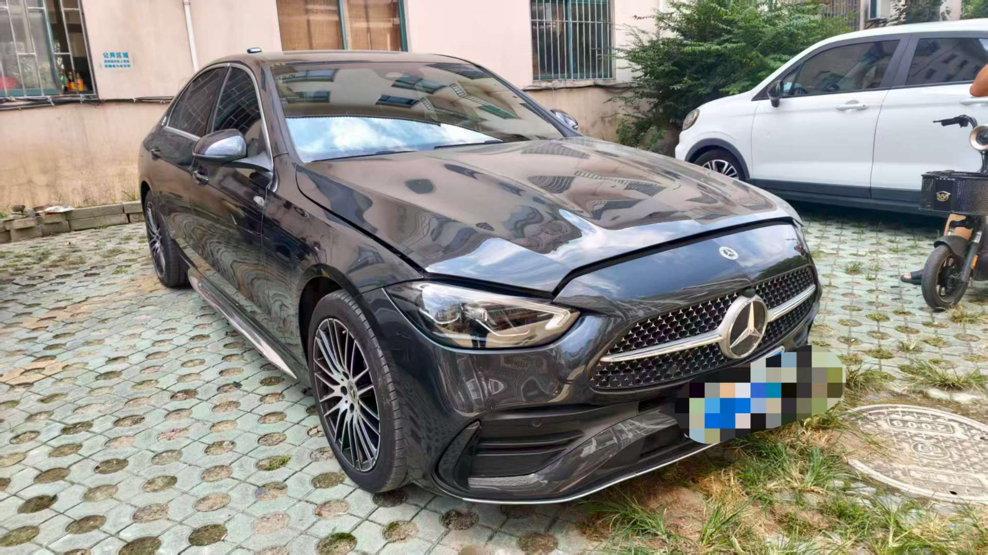 Mercedes-Benz C-Class 3