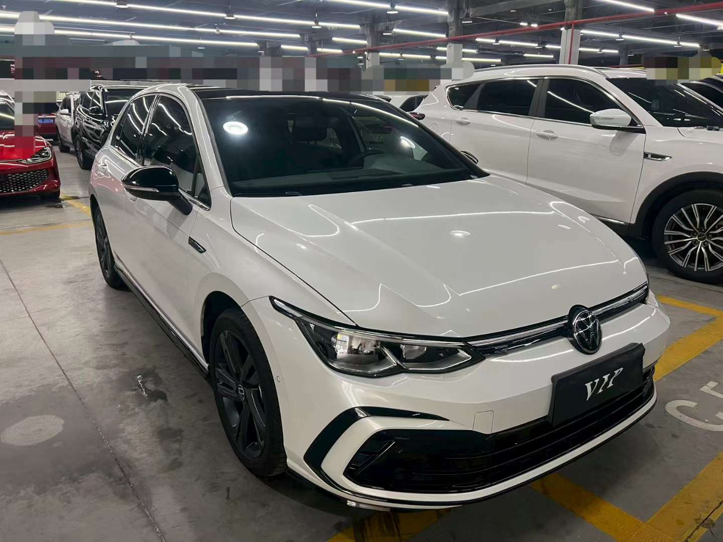 Volkswagen Golf 2023 Facelift 1.4T R-Line 3