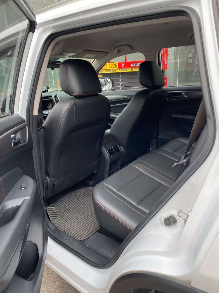 Changan CS75 1.8T Automatic 8