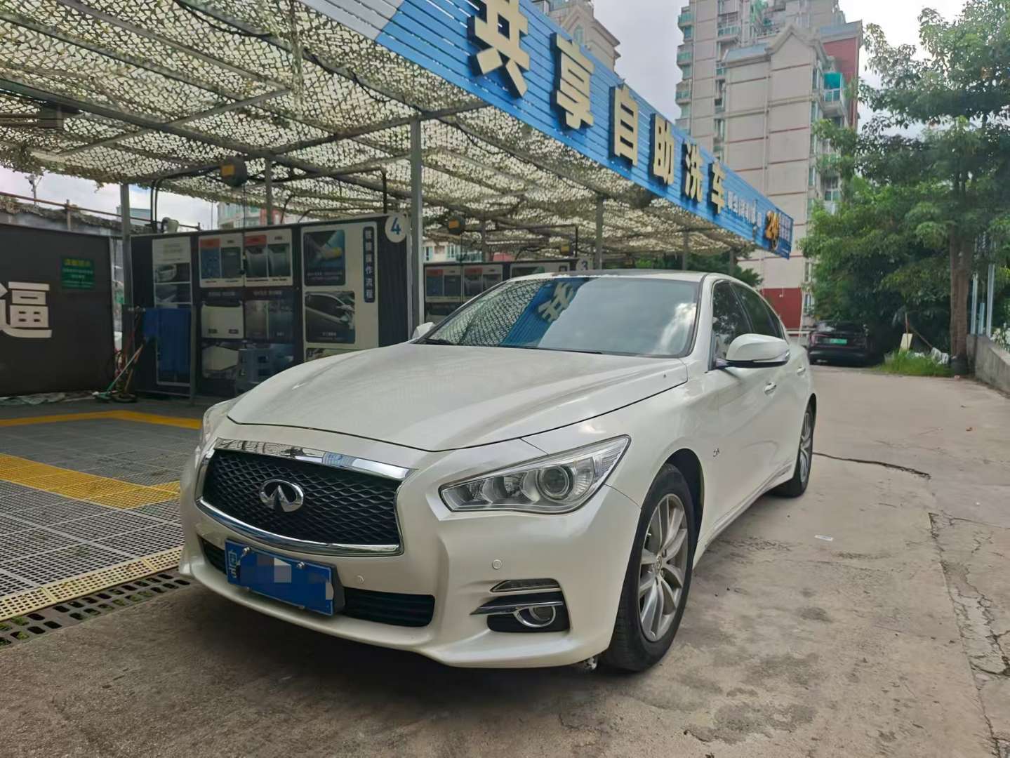 Infiniti Q50L 2.0T Comfort Edition 2