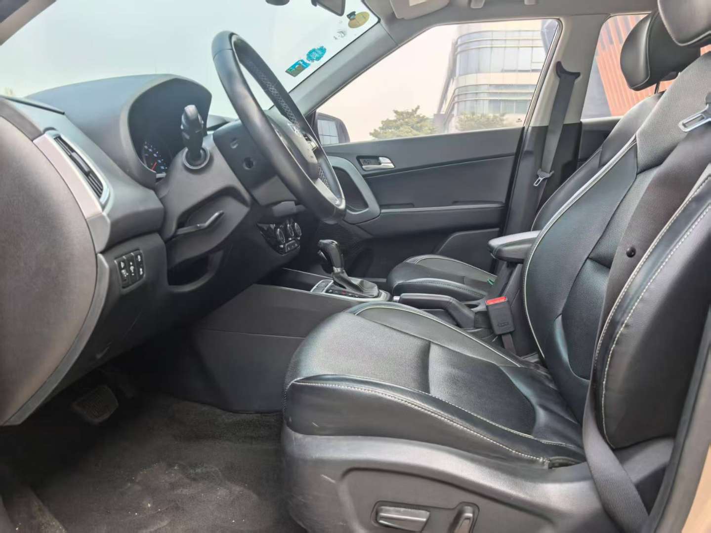 Hyundai ix25 6