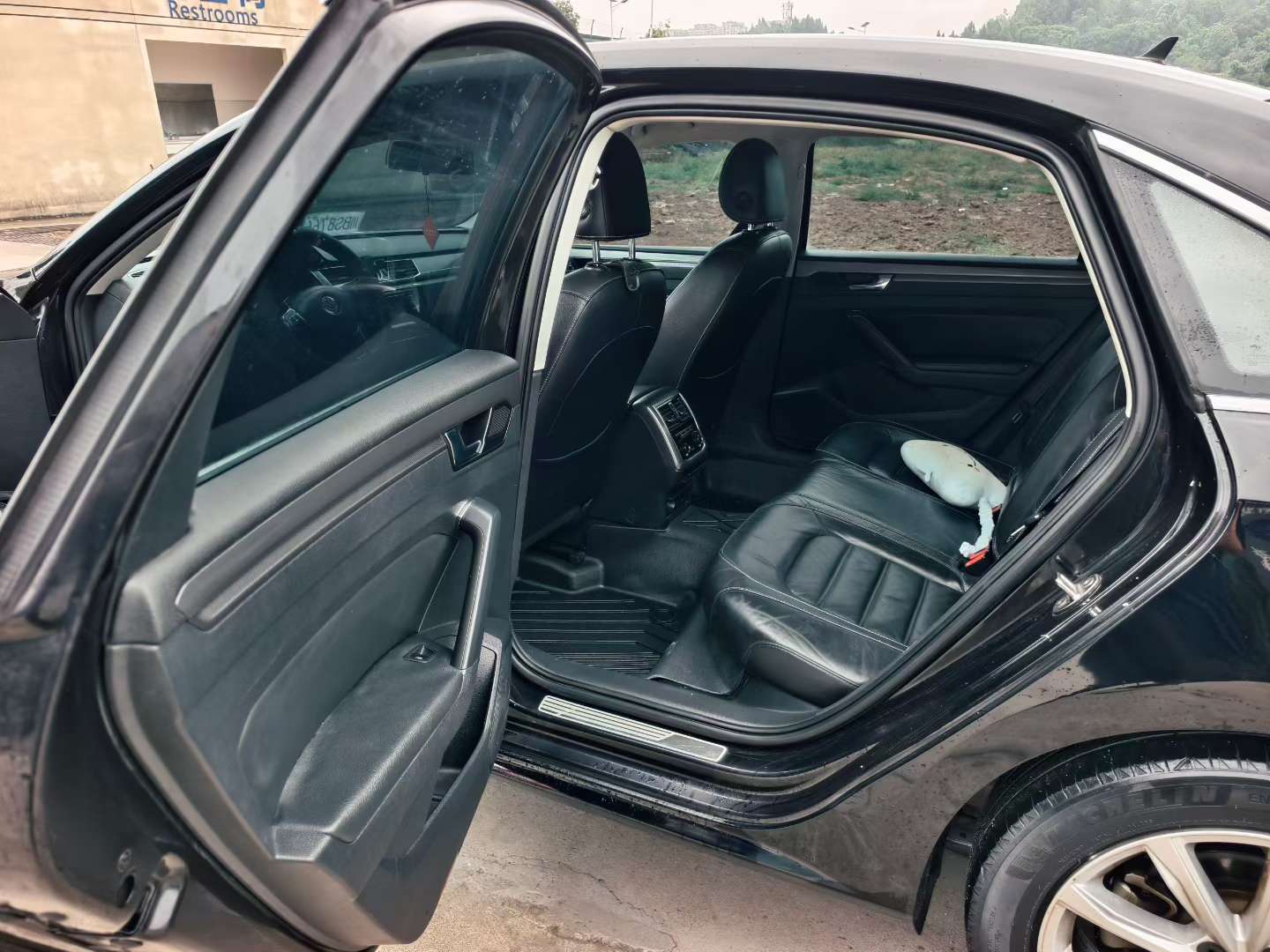 Volkswagen Passat 9