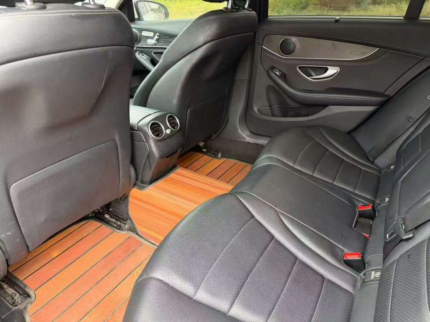 Mercedes-Benz C-Class 2015 C200L Sport 4