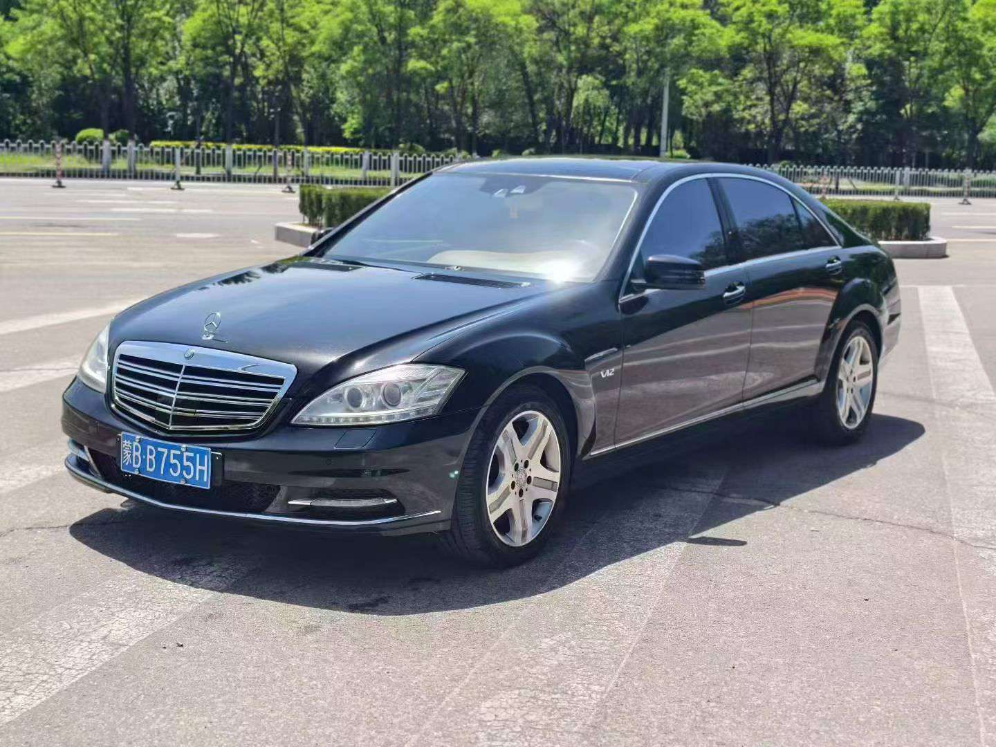 Mercedes-Benz S-Class S600L