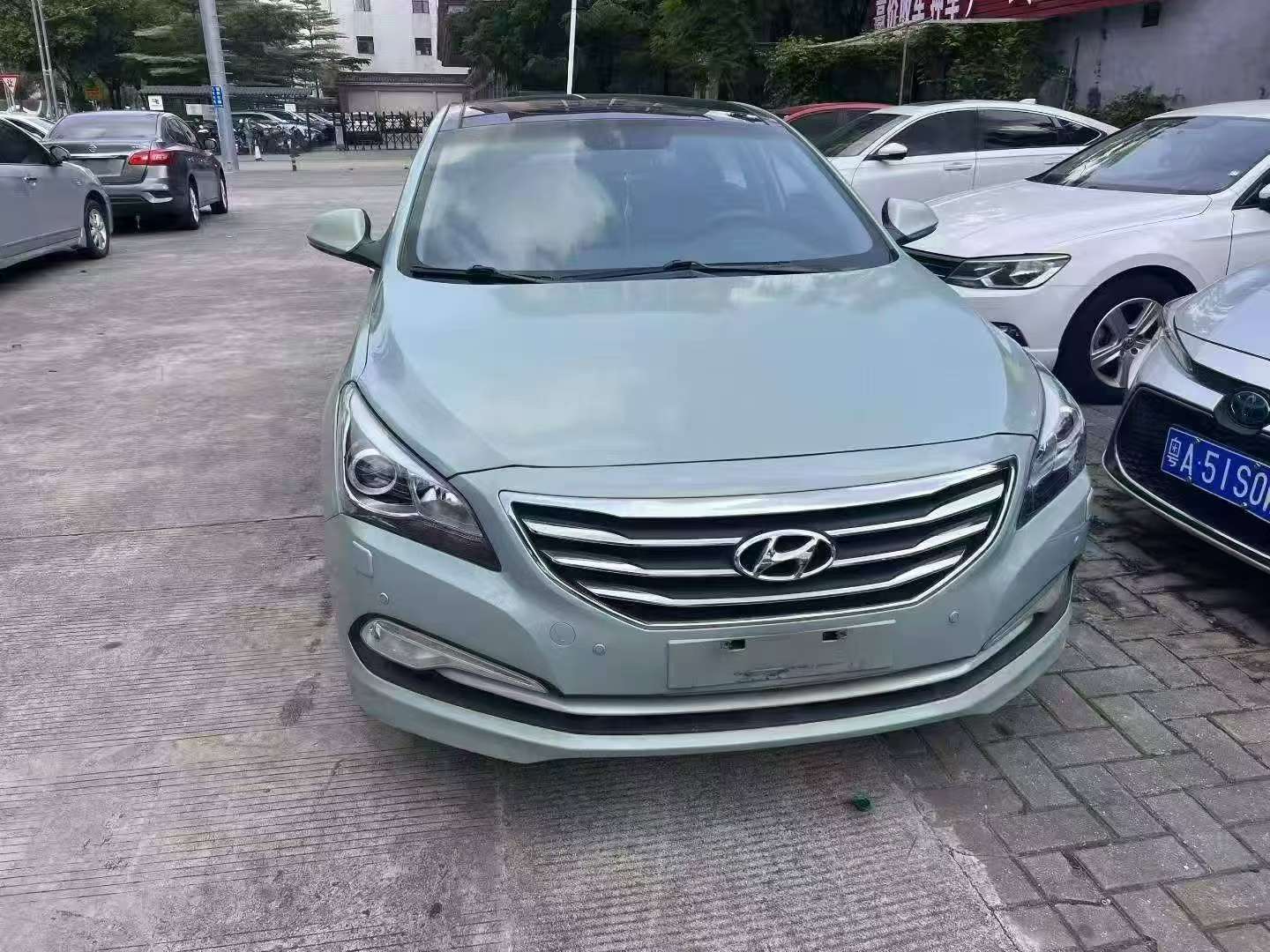 Hyundai Mistra 2015 2.0L Automatic Top Trim