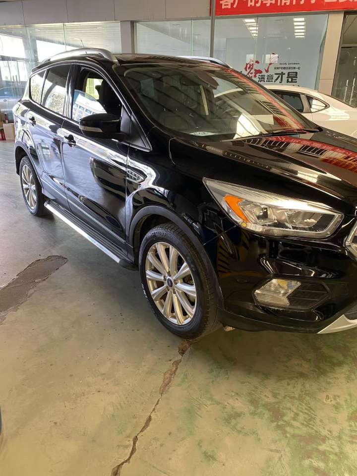 Ford Kuga 1.5T Automatic High Trim 2