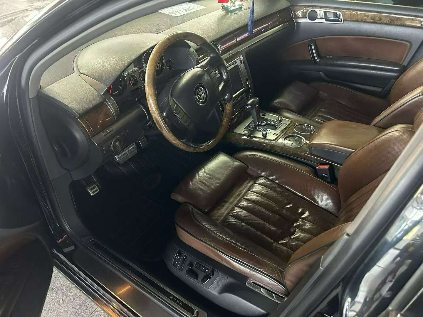 Volkswagen Phaeton 3.0 2