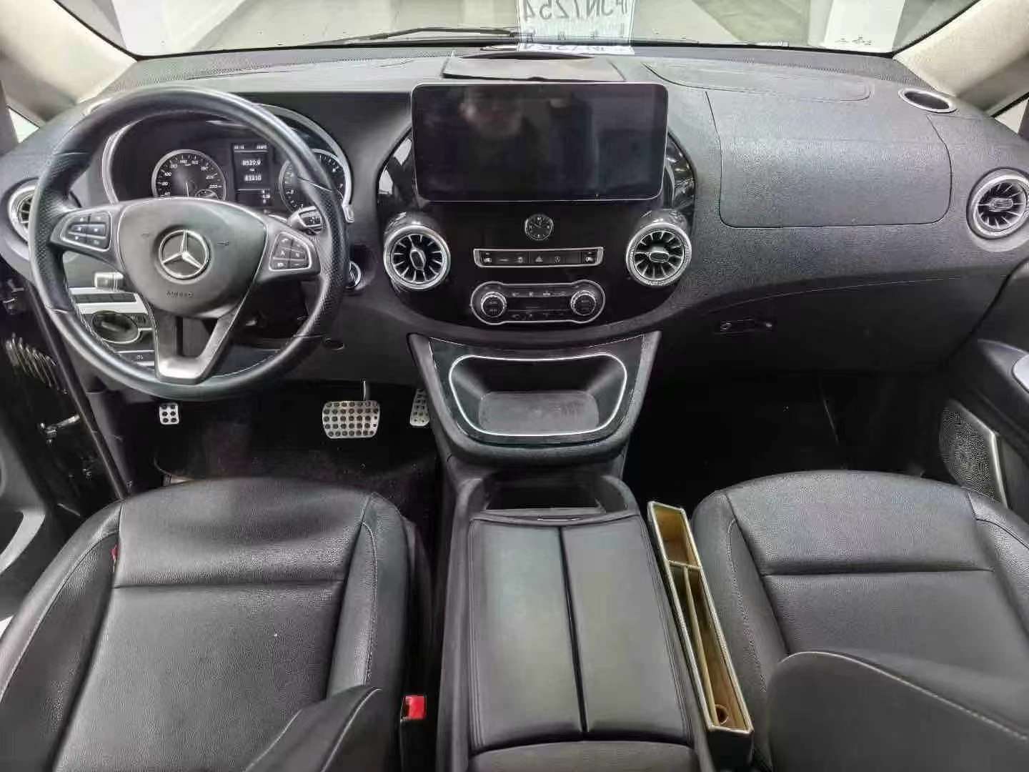 Mercedes-Benz Vito Double-door Vito 9