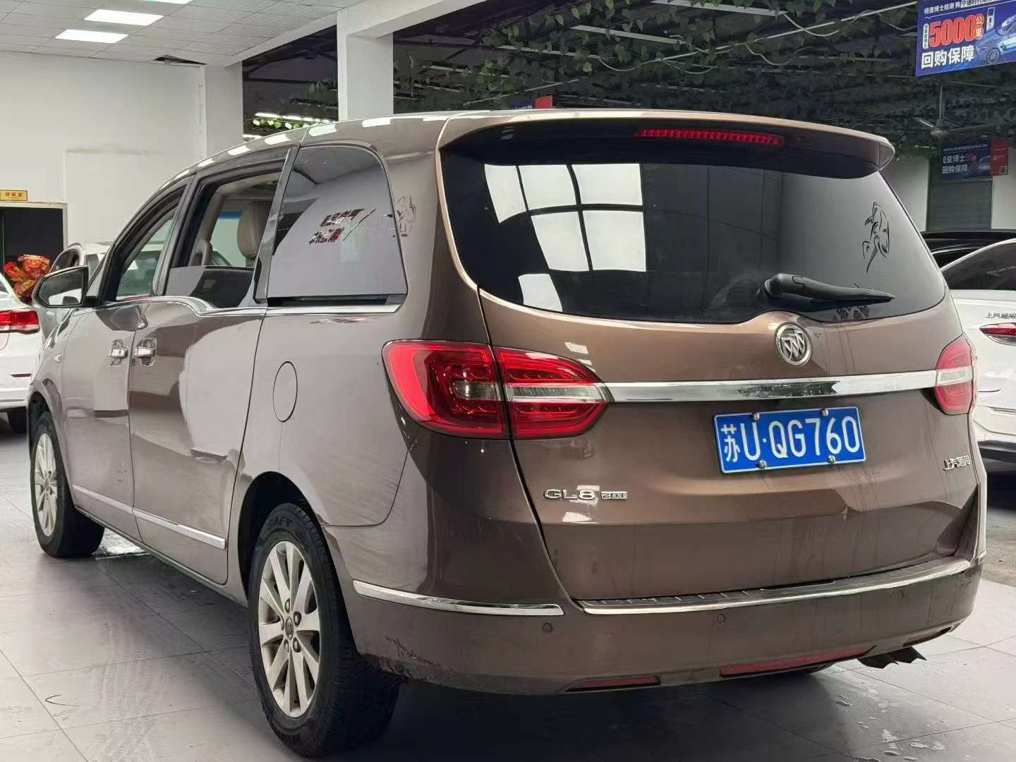 Buick GL8 2.0T 6