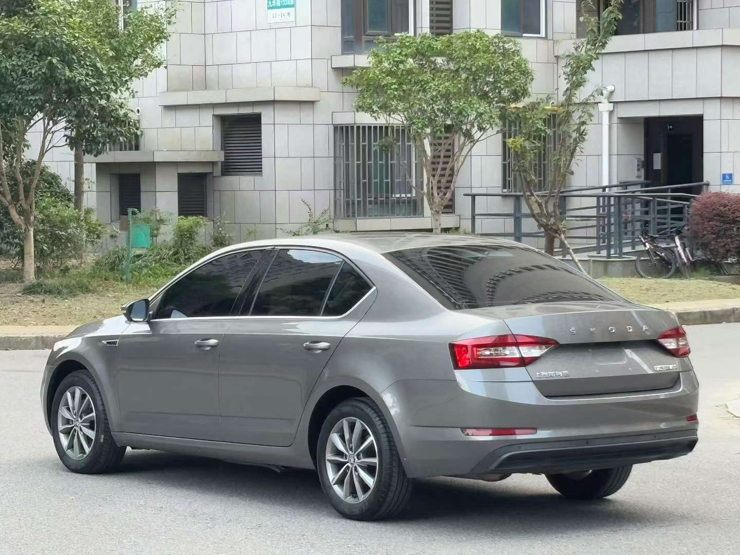 Skoda Octavia 2020 1.5L Automatic 7