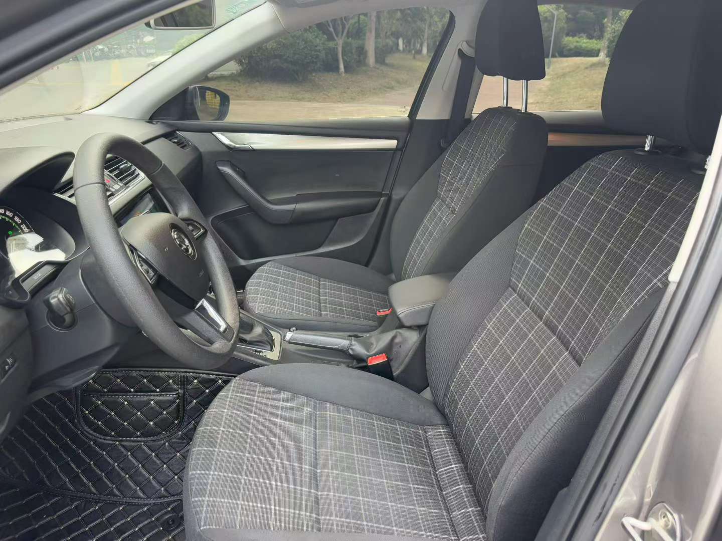 Skoda Octavia 2020 1.5L Automatic 5